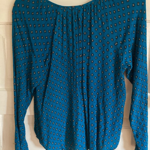 Lovestitch blouse - Picture 3 of 4